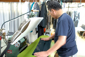 �Γc�N���[�j���O����F��ƕ��i